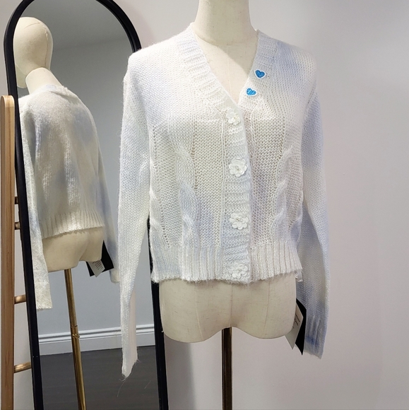 wildshadows fairyland Sweaters - Flower knit cardigan